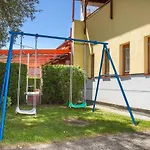 In 40852 Balatonmariafurdo