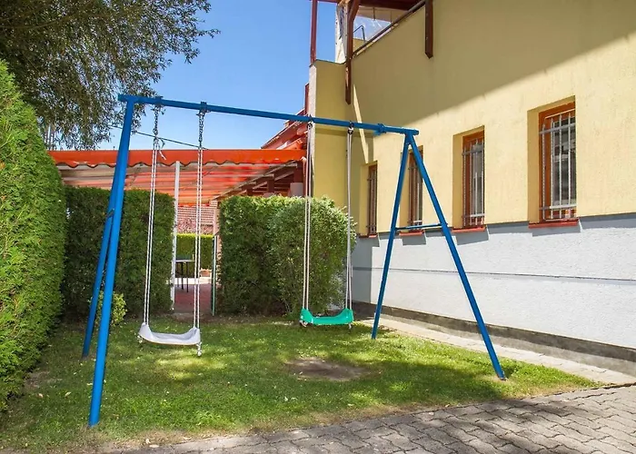 In 40852 Balatonmariafurdo